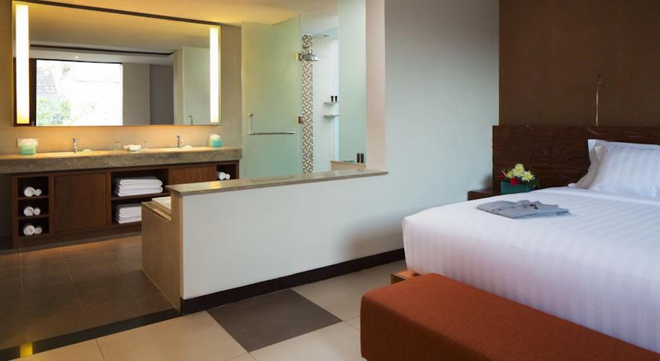 Sun Island & Hotel 4*